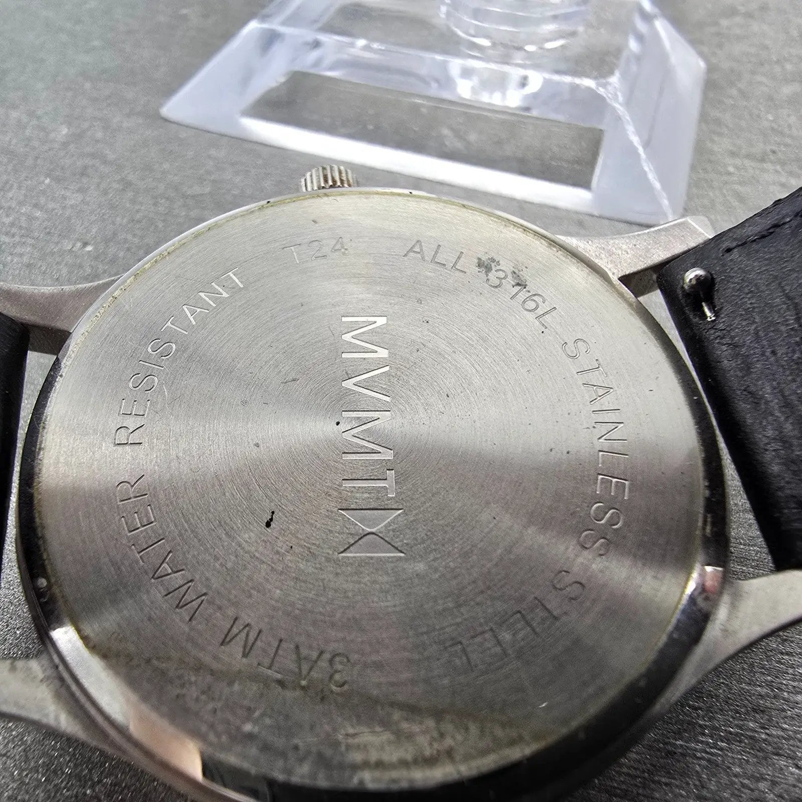 MVMT MT01-GML 40 Watch Men 40mm Black Dial Silver Tone Round Leather New Batt 129