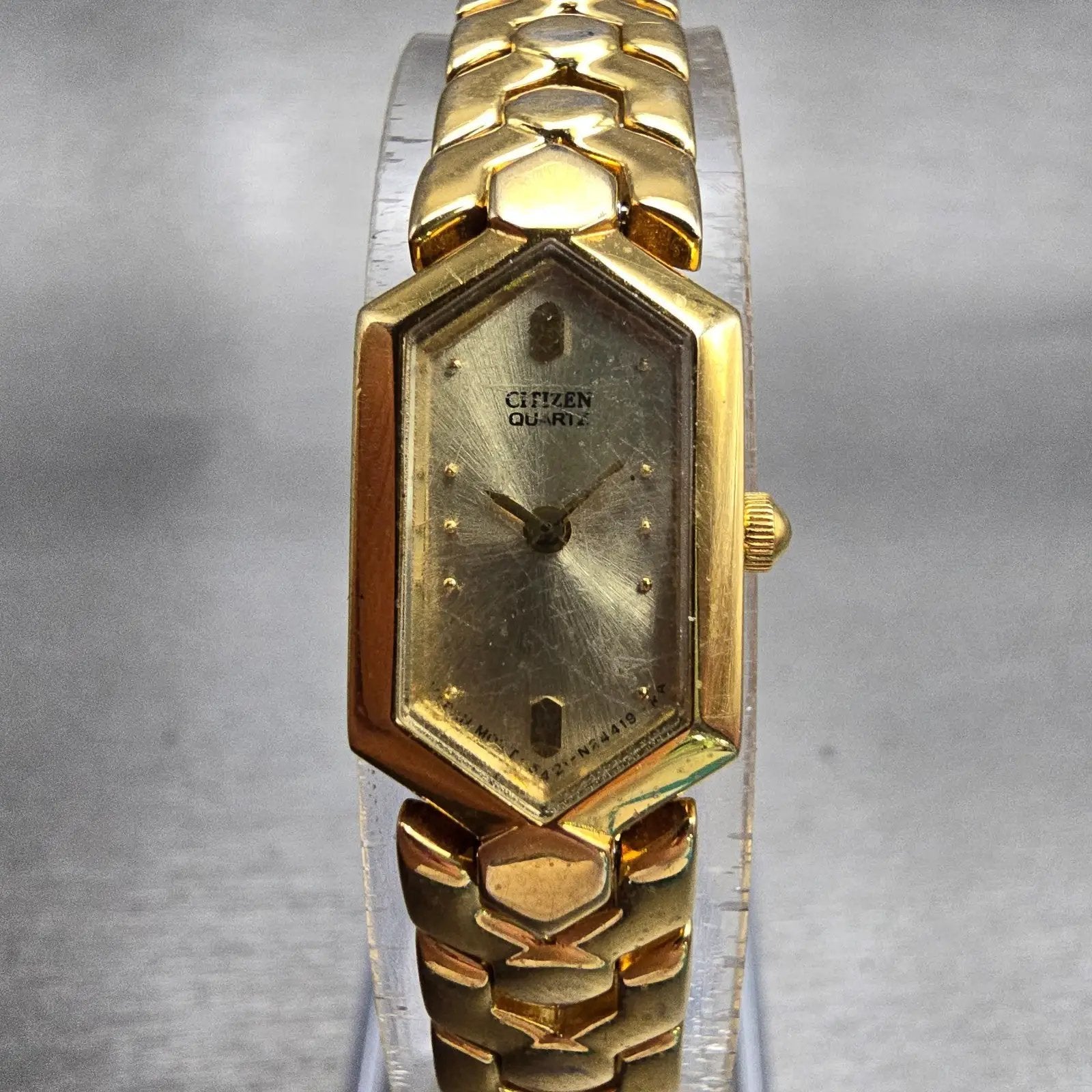 Citizen Watch Women 18mm Gold Dial Gold Tone Hexagon 5421-S41185 New Battery VTG0