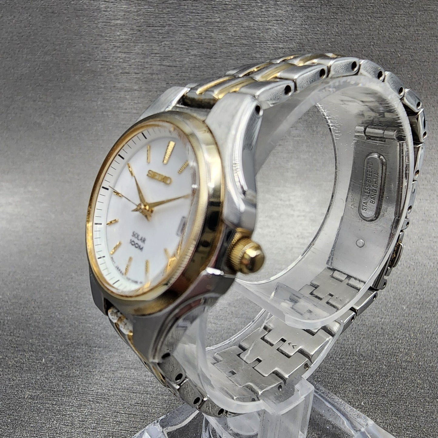 Seiko Solar Watch Women 28mm White Dial Two Tone Daydate Round V1870AC0 Runs2