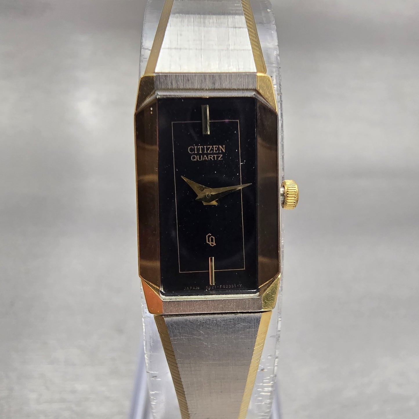 Citizen CQ Watch Women 13mm Black Dial Two Tone Rectangle 5421-F42228 New Batt0