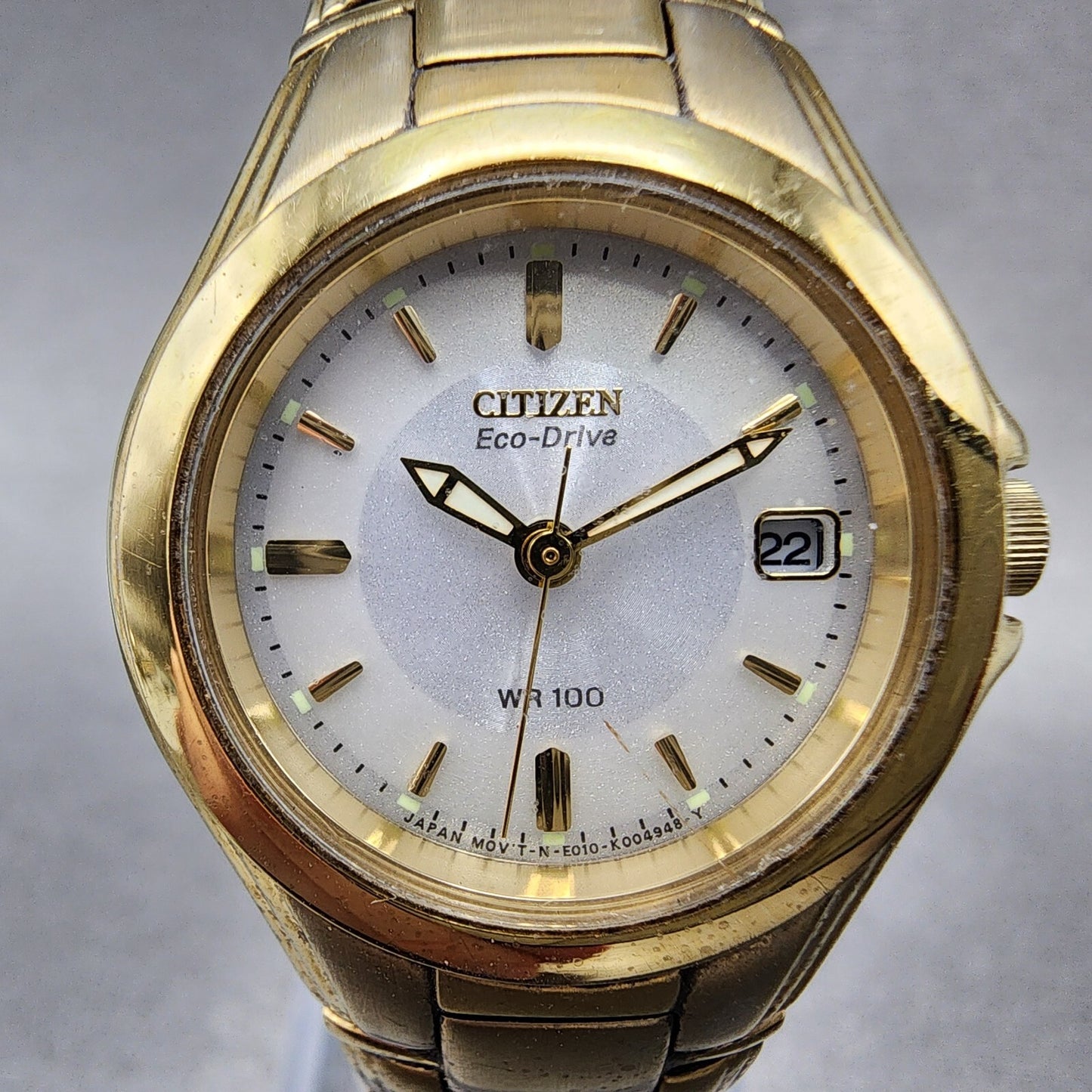 Citizen EcoDrive Watch Women 26mm White Dial Gold Tone Date Round Runs1