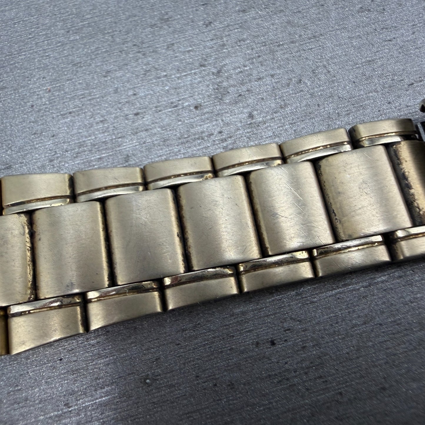 Seiko Bracelet 20mm Stainless Steel Gold Tone Tri Folding Clasp M03N-D-E Japan6