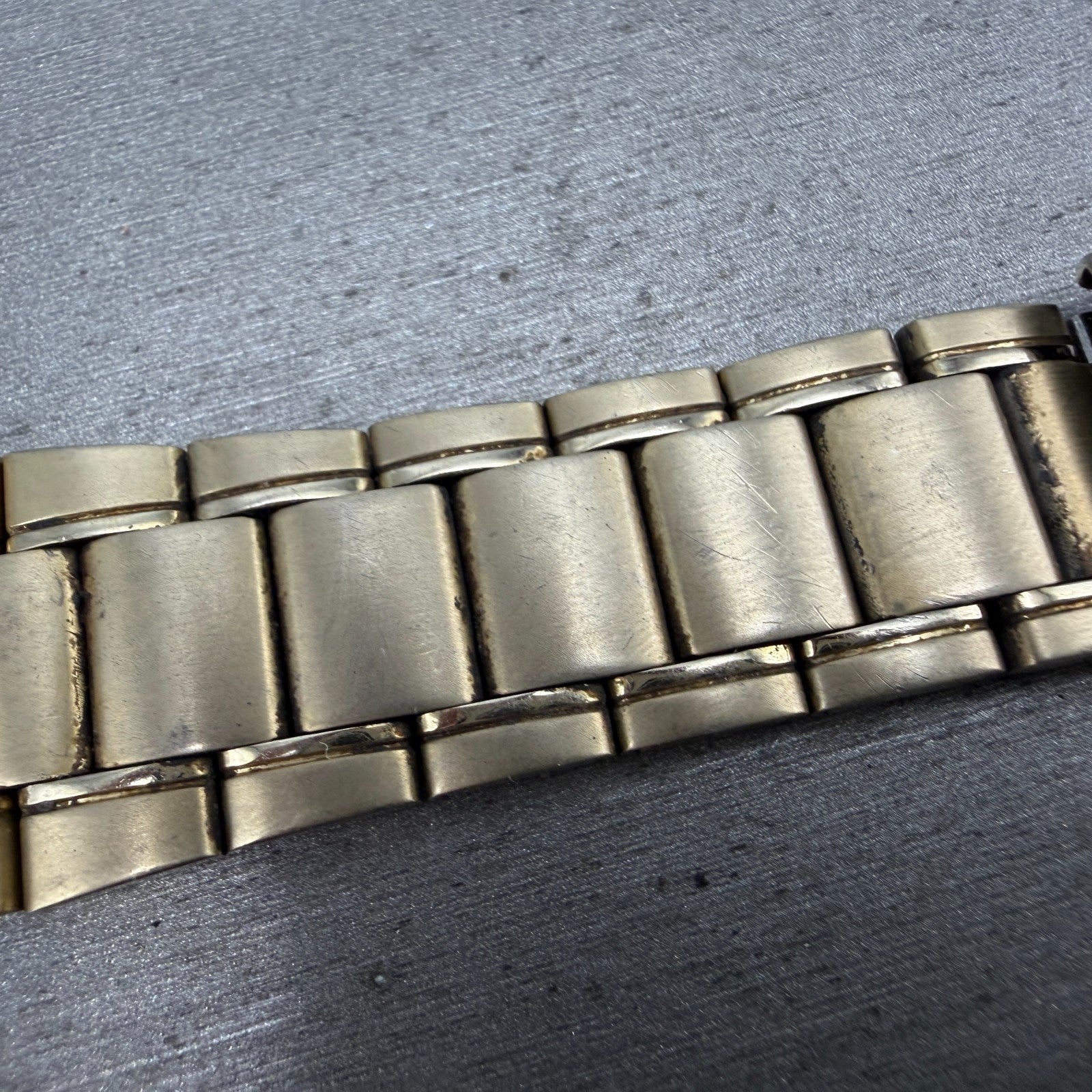 Seiko Bracelet 20mm Stainless Steel Gold Tone Tri Folding Clasp M03N-D-E Japan6