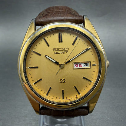 Seiko SQ Watch Men 37mm Champagne Dial Gold Tone Daydate 5Y23-8189 New Battery0