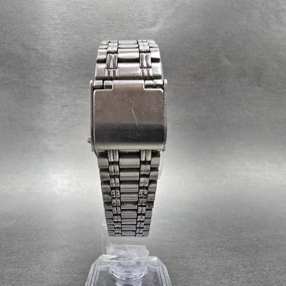 Citizen Q&Q Falcon Watch Men 34mm White Dial Silver Tone Round New Battery VTG7