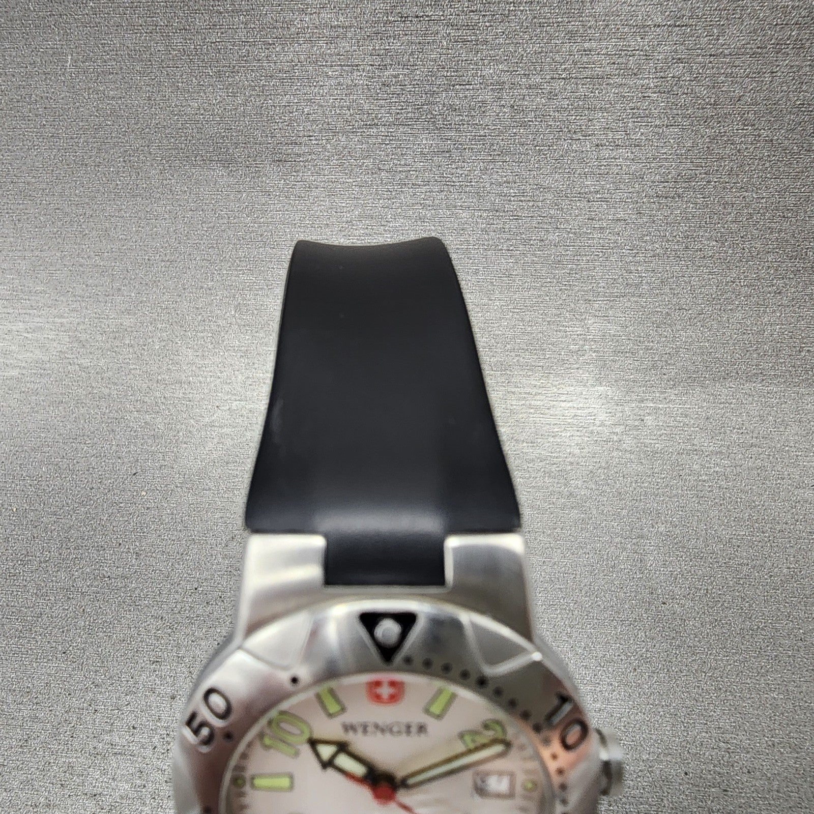 Wenger Dive Watch Women 30mm White Dial Steel Date SMT Round 093.0444 New Batt3