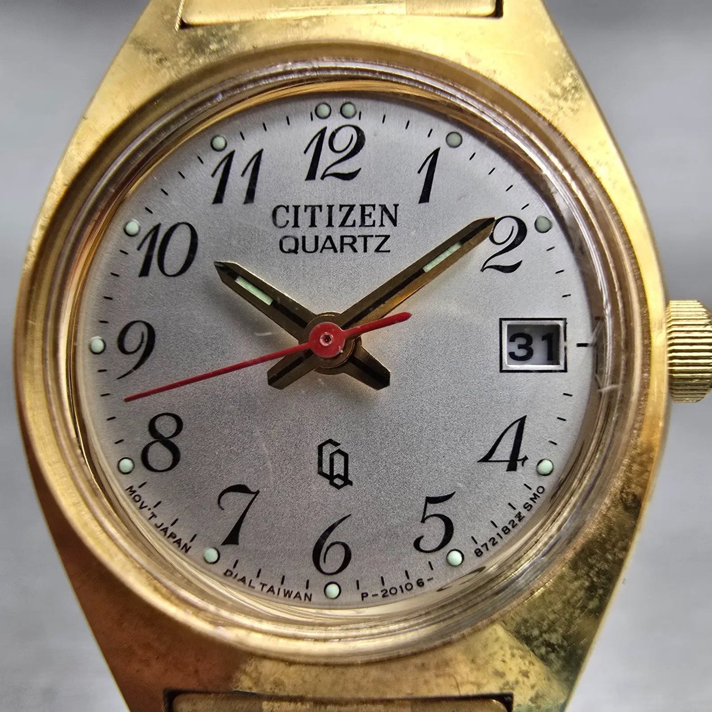 Citizen CQ Watch Women 24mm Silver Dial Gold Tone Date 2010-891252 New Battery1