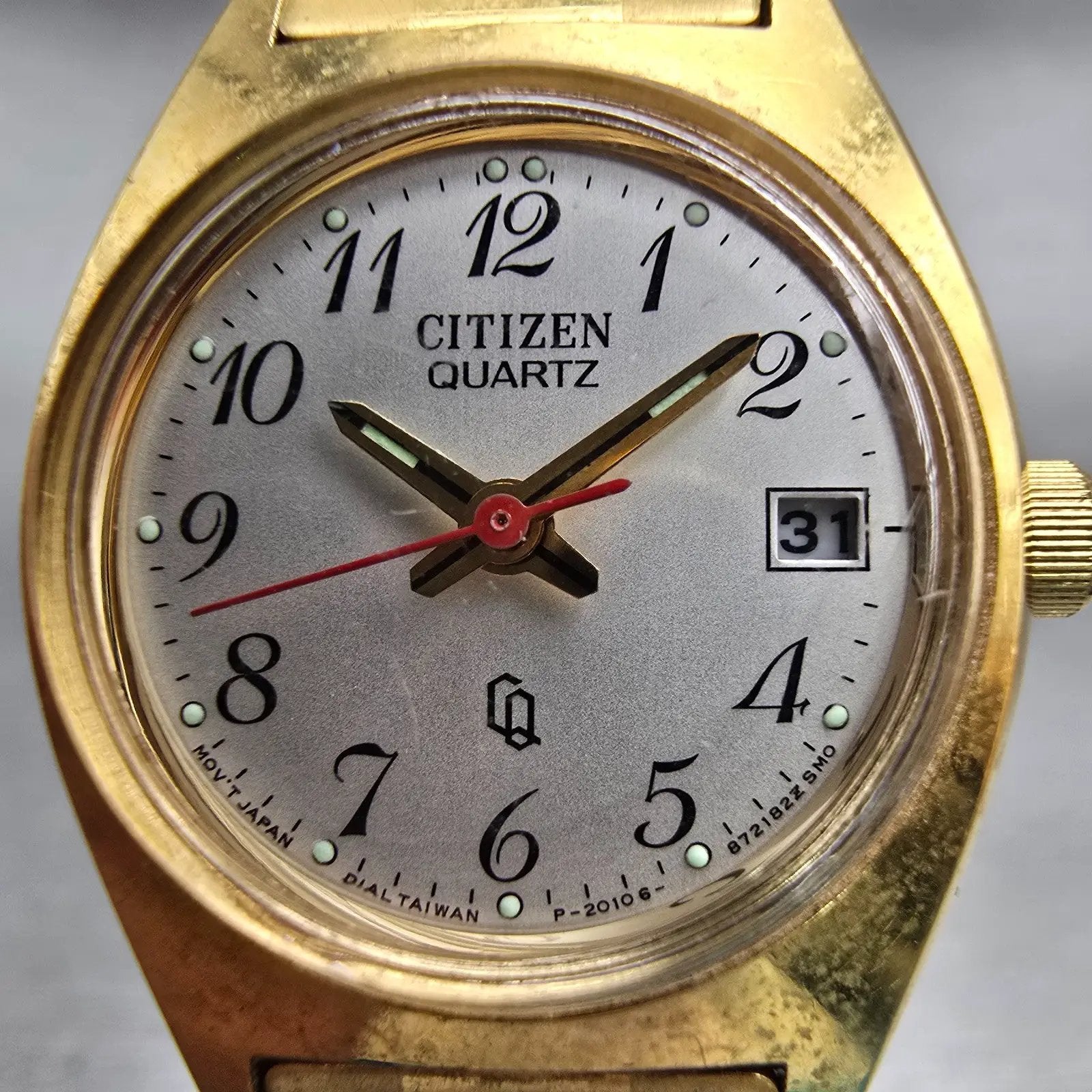 Citizen CQ Watch Women 24mm Silver Dial Gold Tone Date 2010-891252 New Battery1
