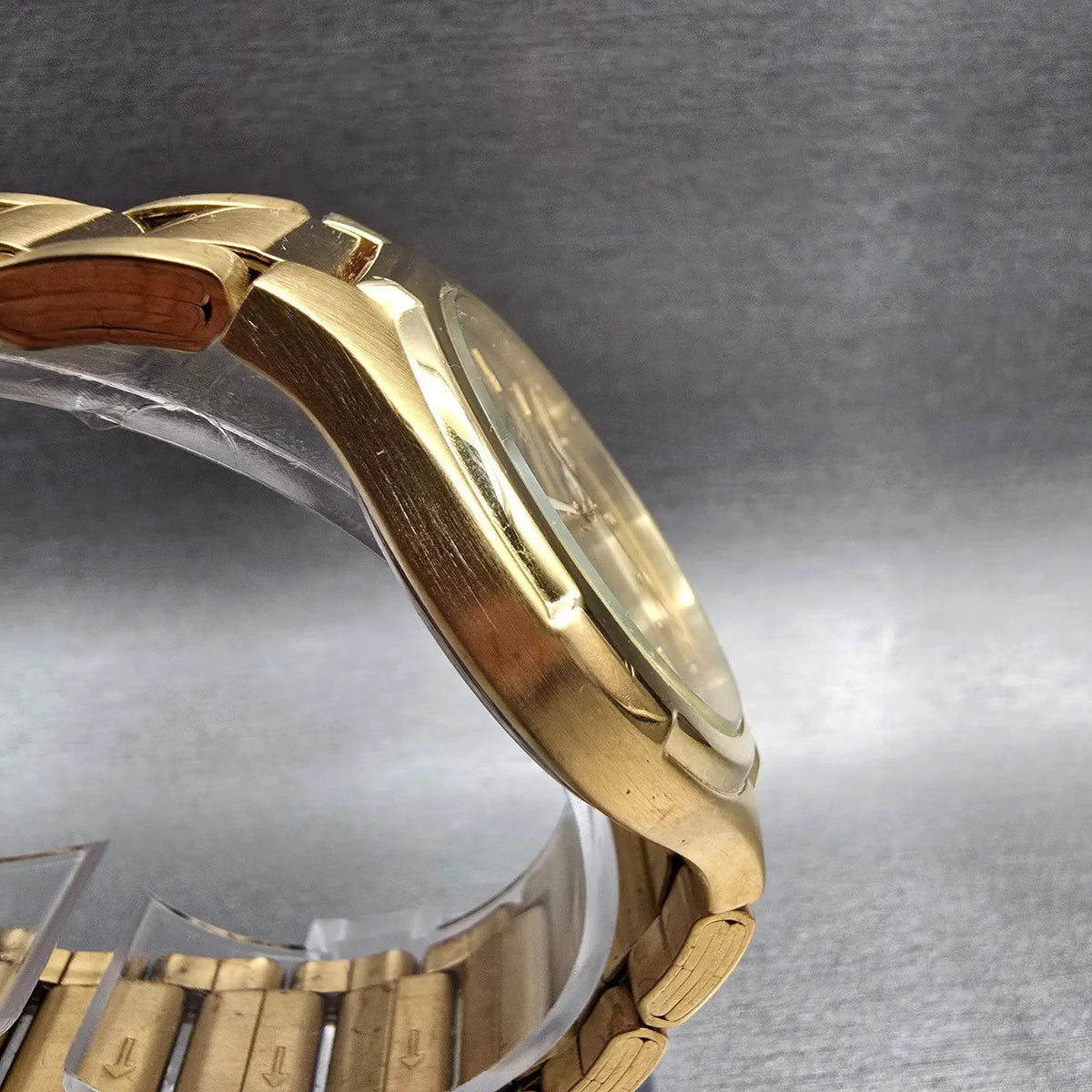 Citizen Watch Men 36mm Champagne Dial Gold Tone Daydate 2500-S99337 New Battery3