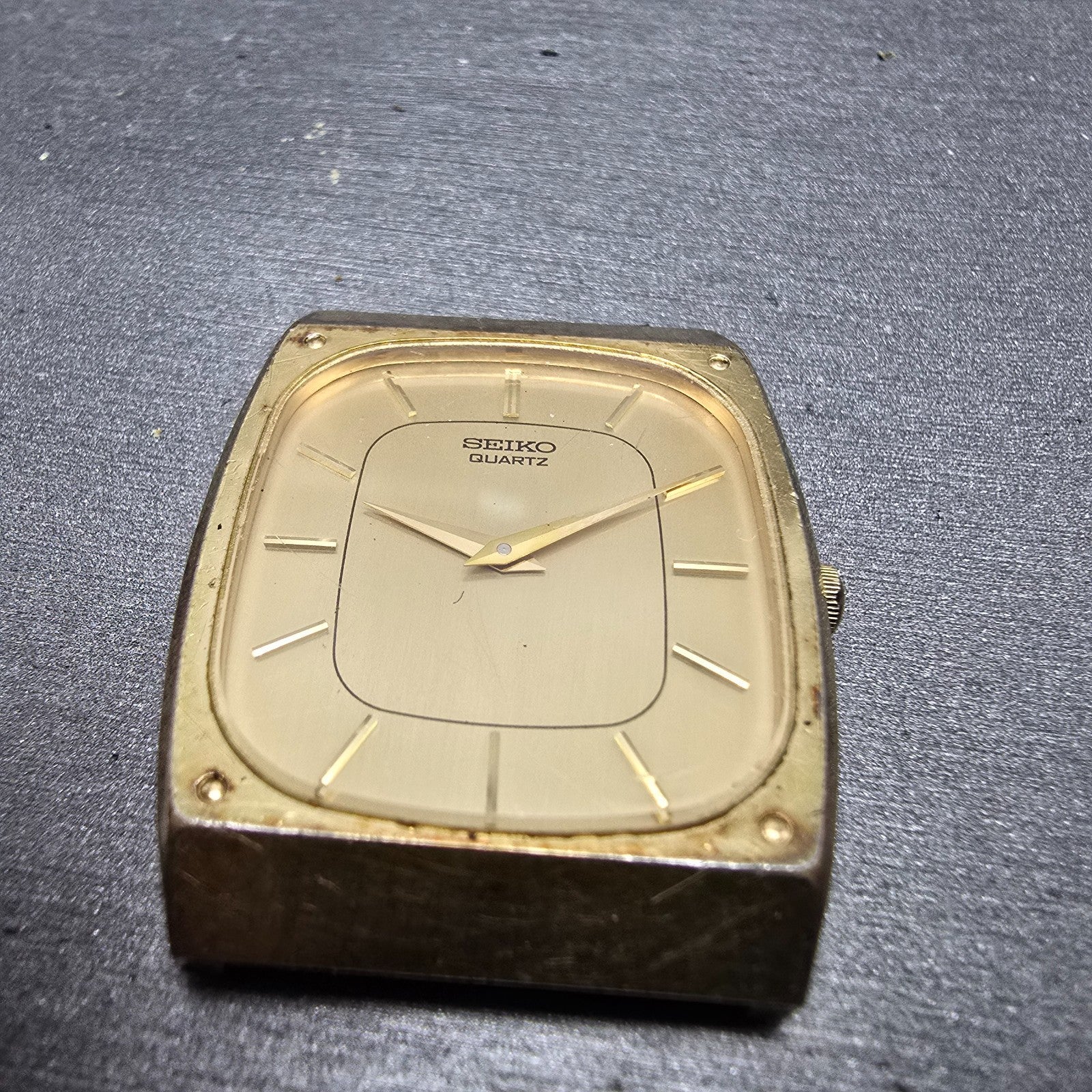 Seiko Tank Watch Men 28mm Champagne Dial Gold Tone Rectangle 8620-5029 PARTS VTG6