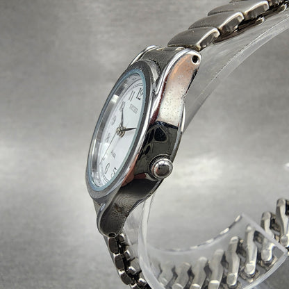 Seiko Alba Success Watch Women 25mm White Dial Silver Tone V7011l70 New Battery2
