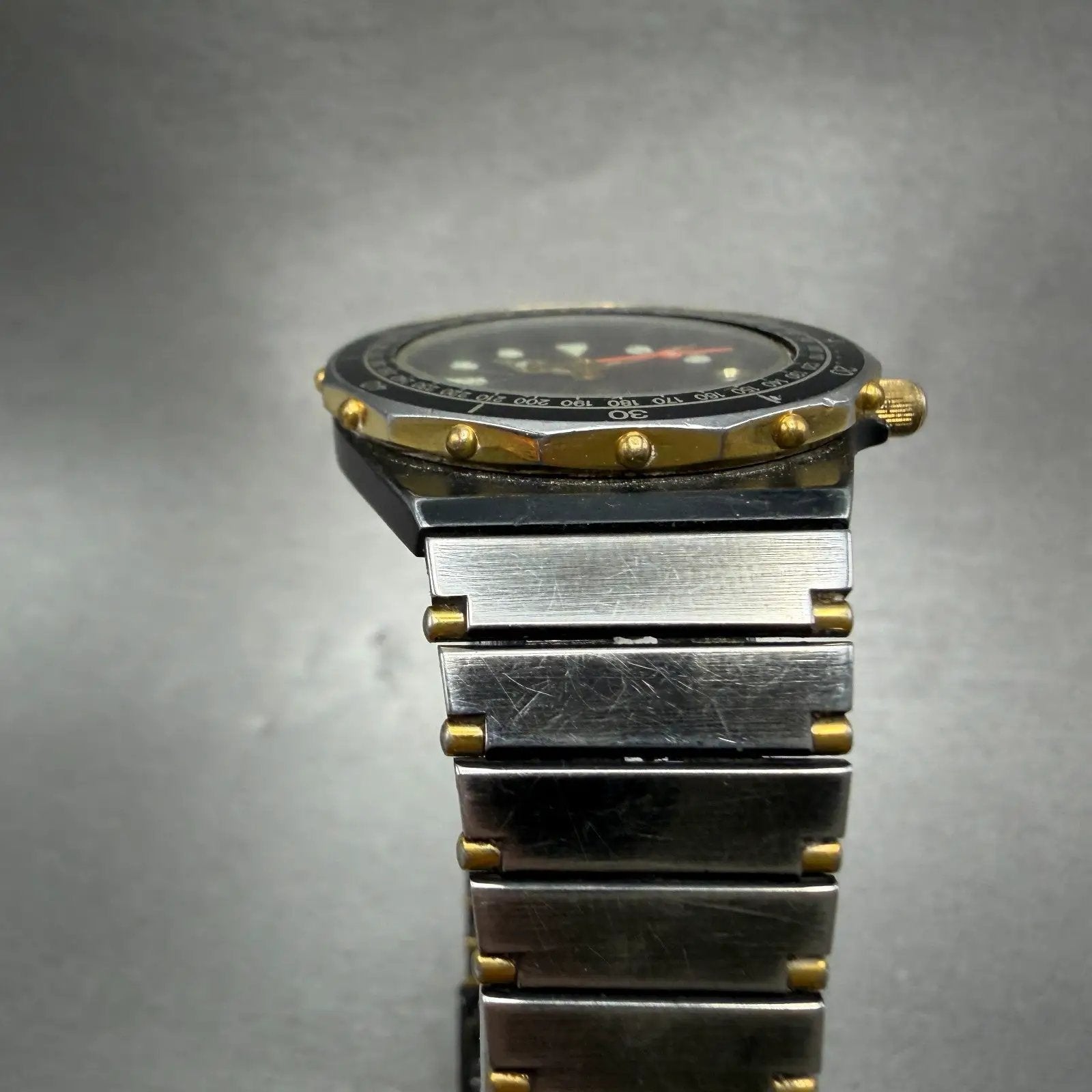 Bulova Marine Star Watch Men 33mm Black Dial Black & Gold Tone Date READ! NewBat2