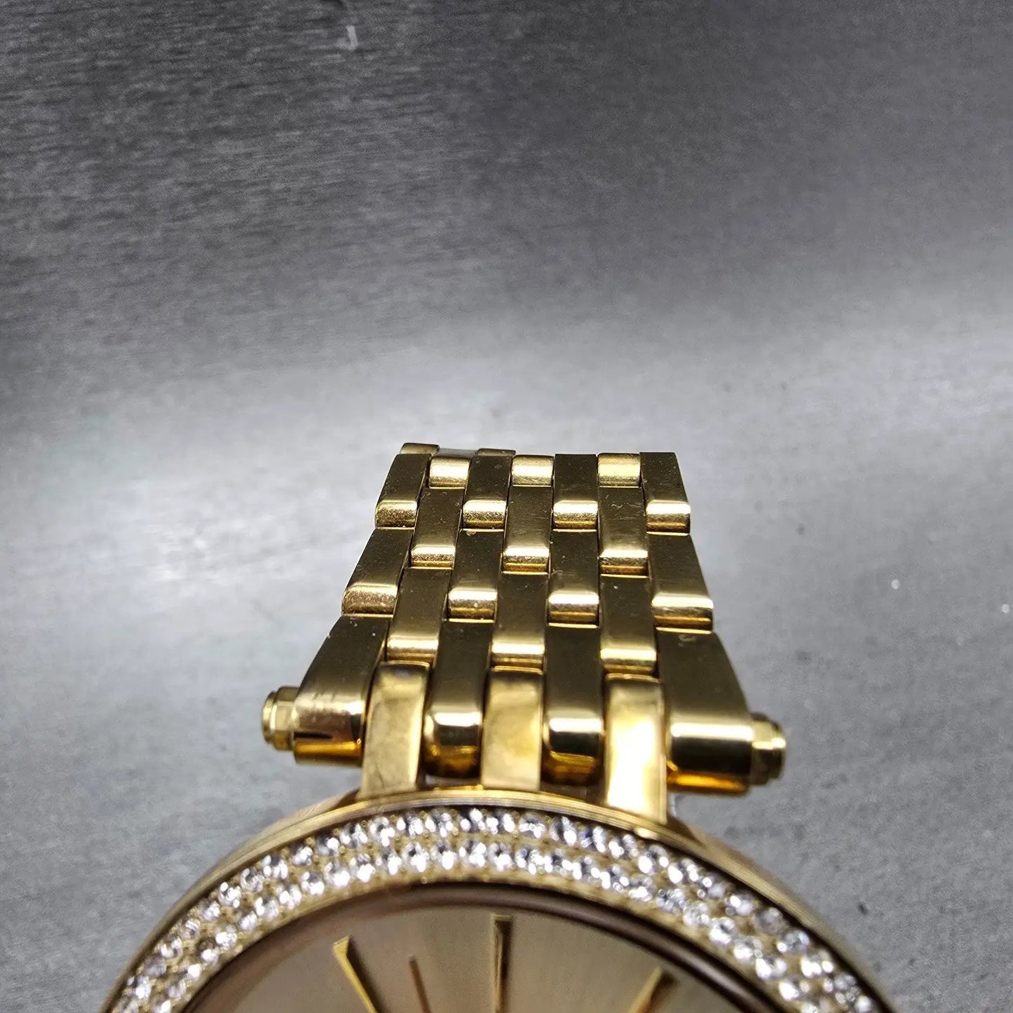 Michael Kors Darci Watch Women 39mm Champagne Dial Gold Tone MK-3191 New Batt MQ4