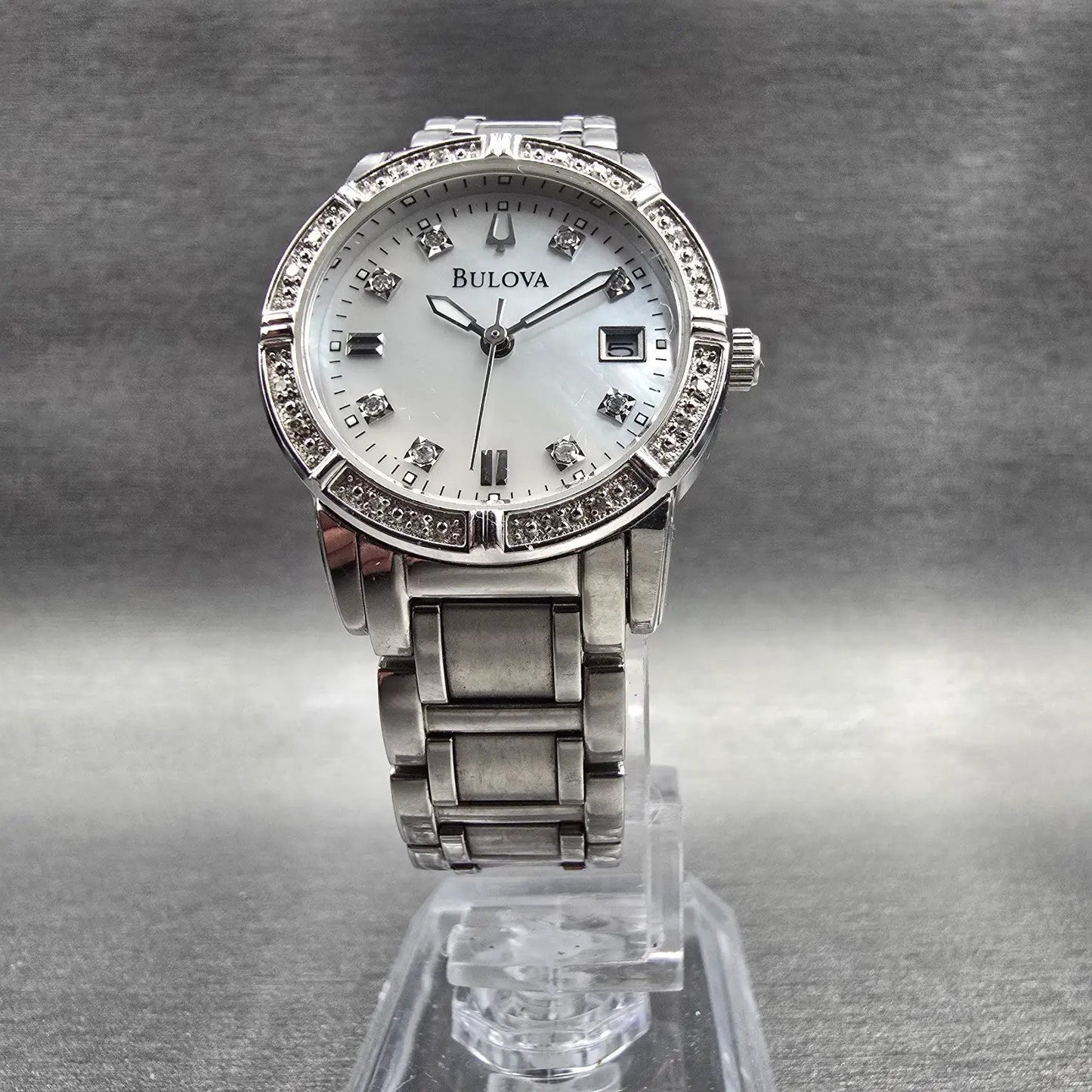 Bulova Womens Watch 29mm MOP Dial Silver Tone Date Diamonds 96R105 New Battery5