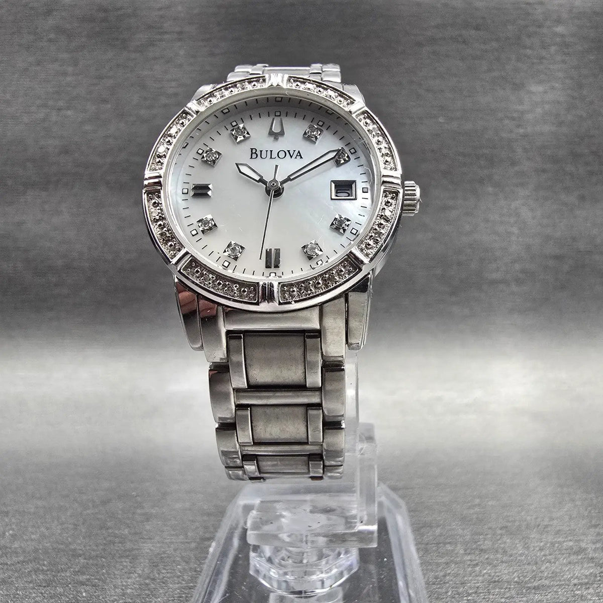 Bulova Womens Watch 29mm MOP Dial Silver Tone Date Diamonds 96R105 New Battery5