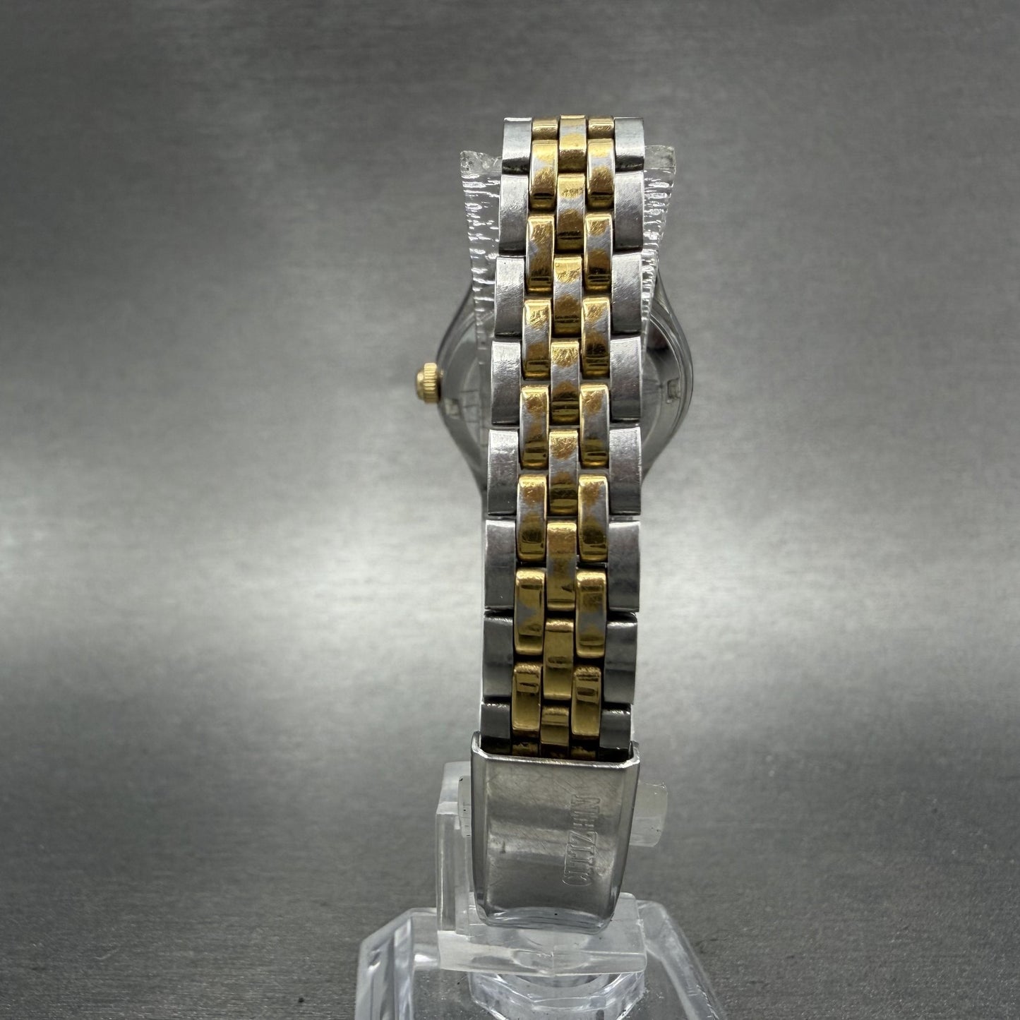 Citizen CQ Watch Women 25mm Champagne Dial Two Tone Daydate 2000201574 New Batt7