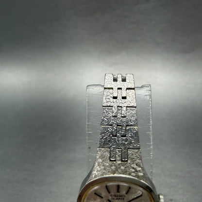 Seiko Watch Women 17mm Silver Dial Silver Tone Oval 1400-7389 New Battery VTG G94