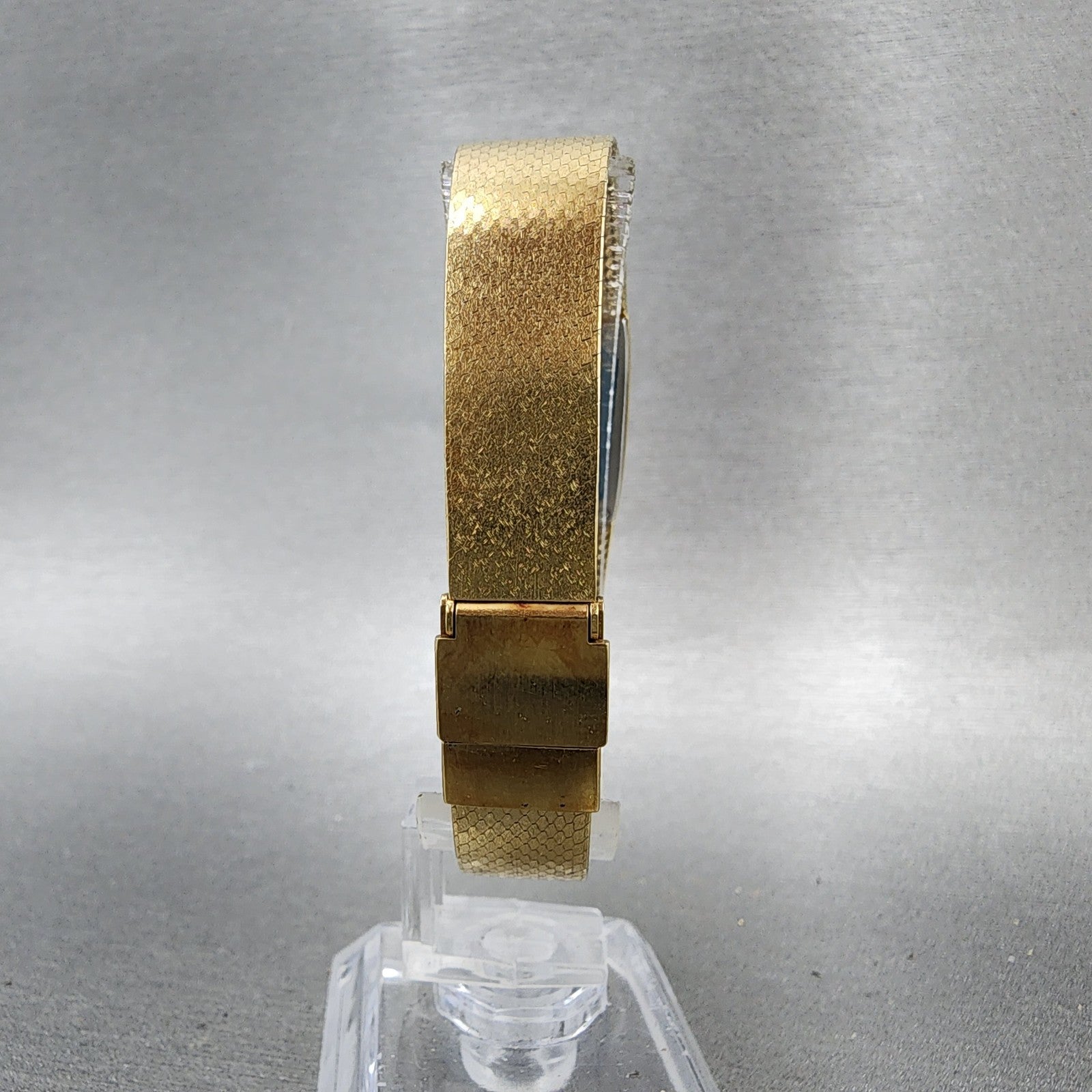 Seiko Lassale Tank Watch Women 17mm Champagne Dial Gold Tone 67305019 New Batt7