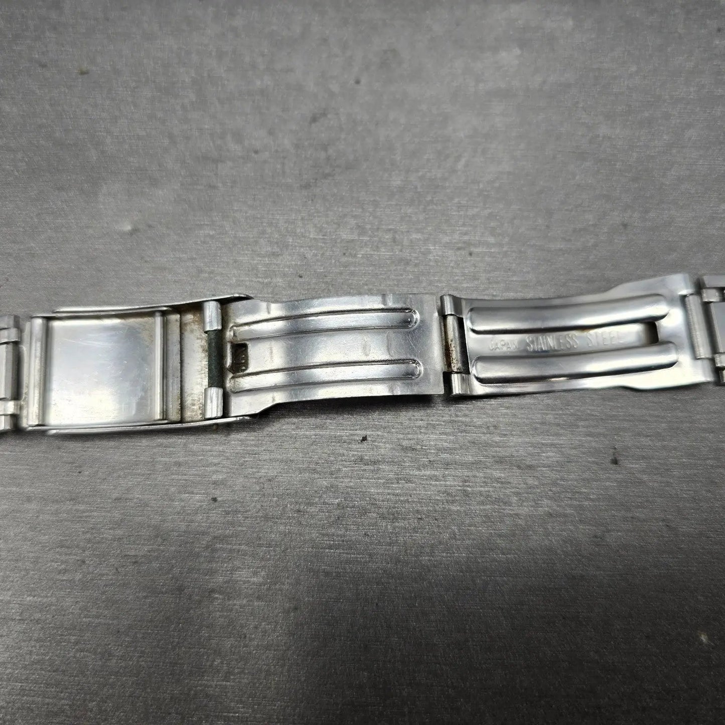 Citizen Bracelet 12mm Stainless Steel Silver Tone Tri Folding Clasp Vintage14