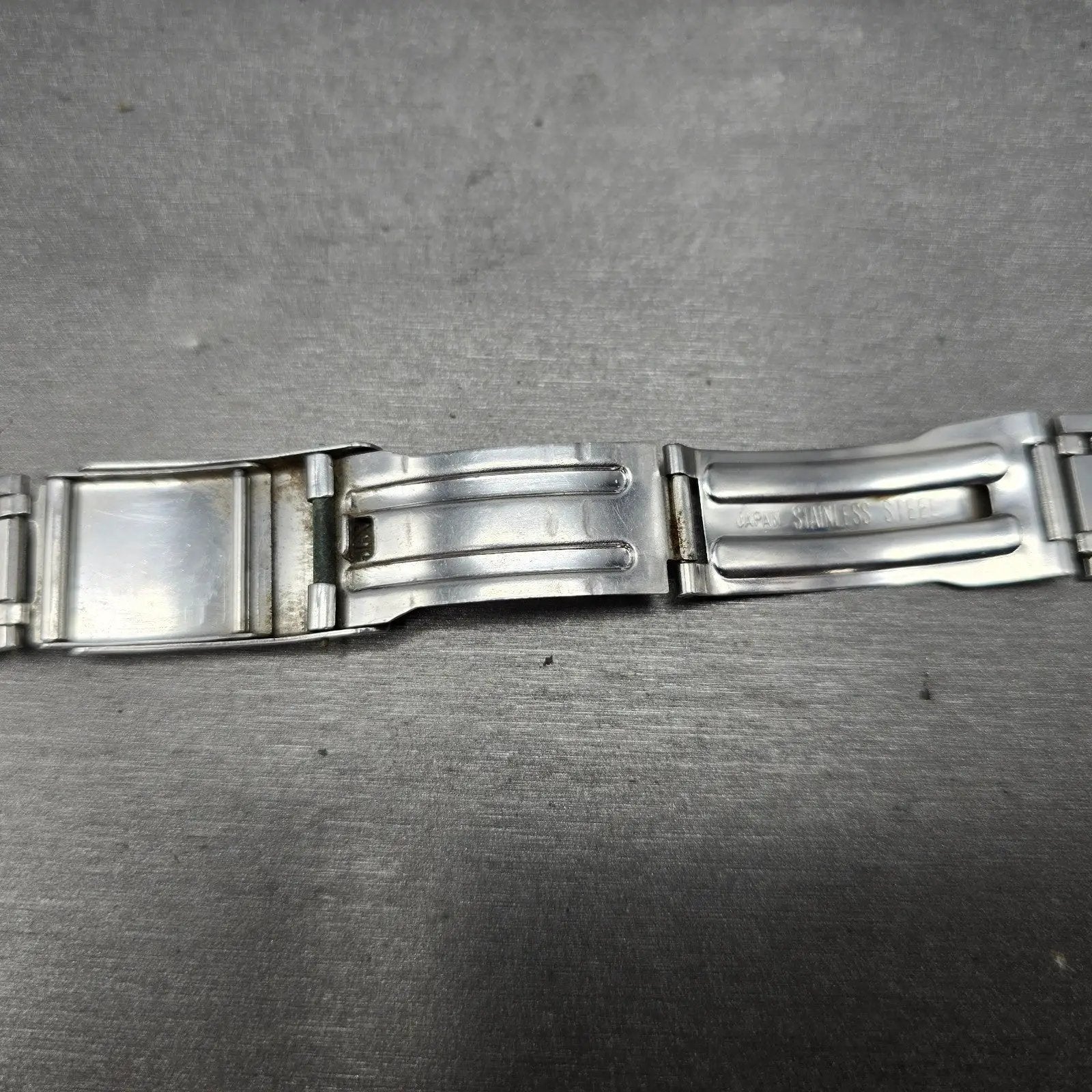 Citizen Bracelet 12mm Stainless Steel Silver Tone Tri Folding Clasp Vintage14