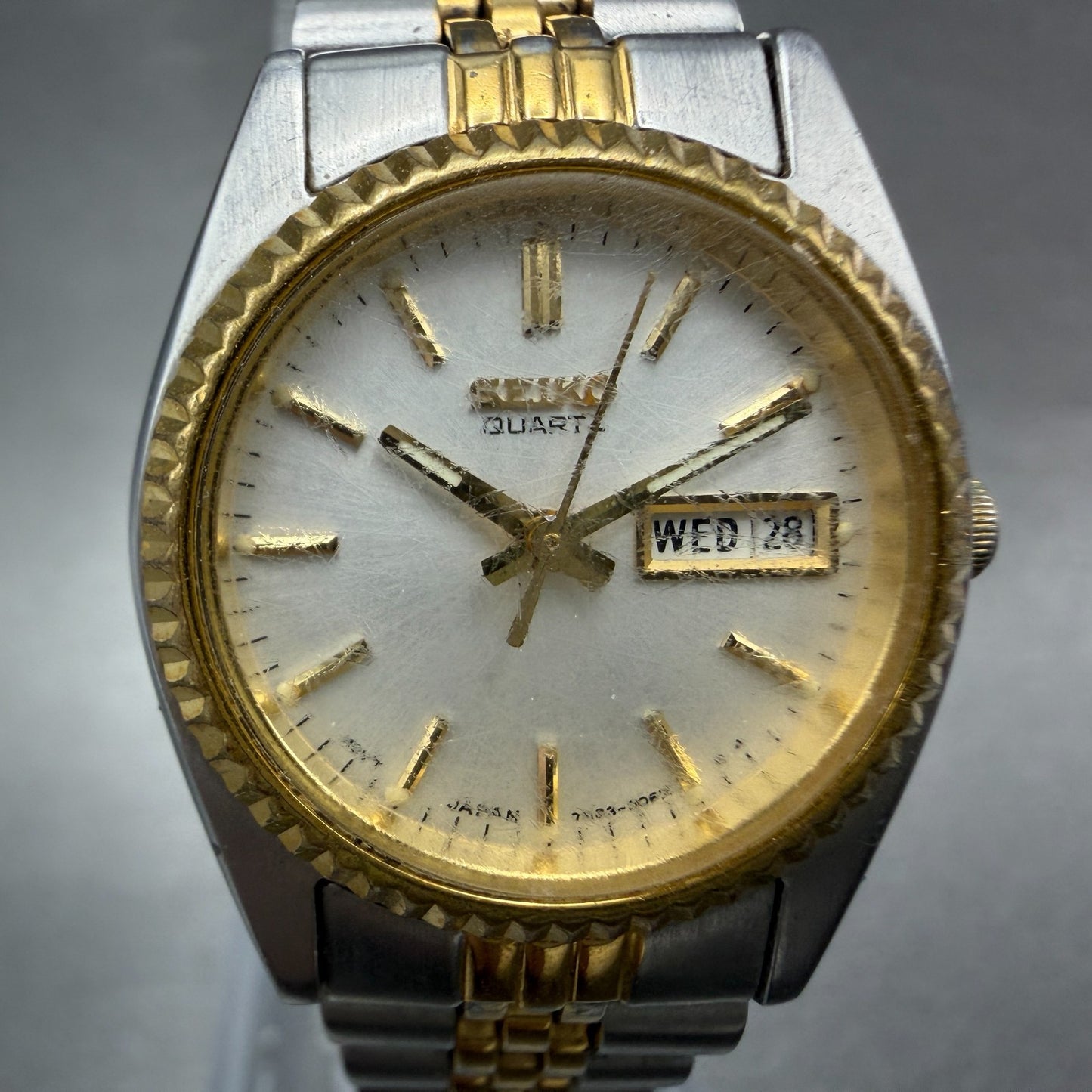 Seiko Watch Women 25mm White Dial Two Tone Daydate Round 7n83-0041 New Batt N681