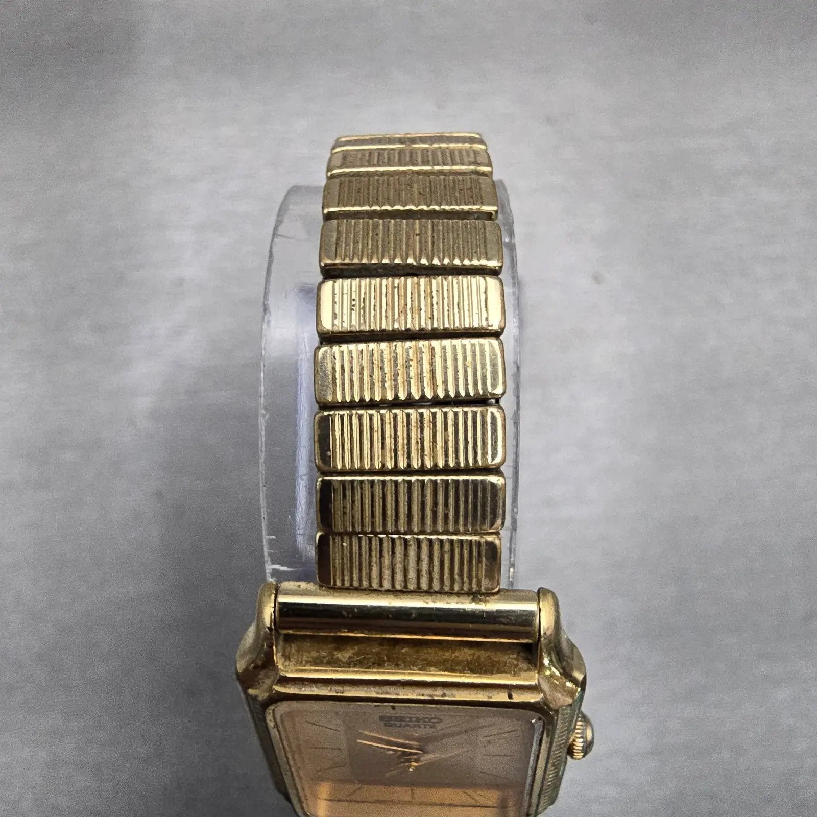 Seiko Watch Woman 20mm Gold Dial Gold Tone Rectangle 7321-5040 New Battery VTG4