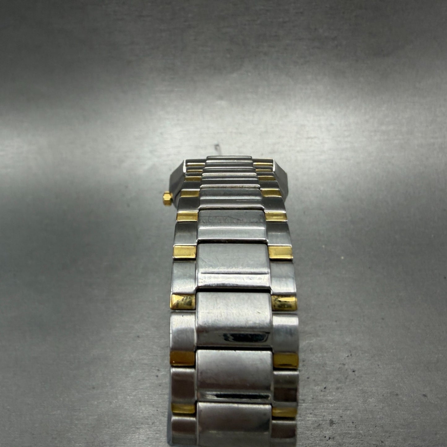 Bulova Watch Men 35mm White Dial Two Tone Date Round 98H04 New Battery7