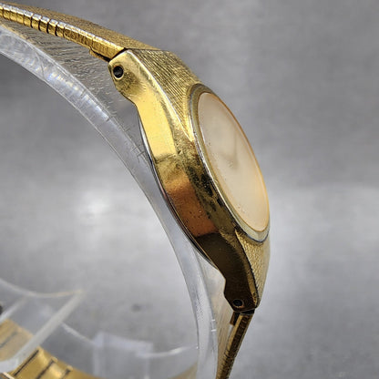 Seiko Watch 17mm Women Champagne Dial Gold Tone Round 20200329 New Battery4