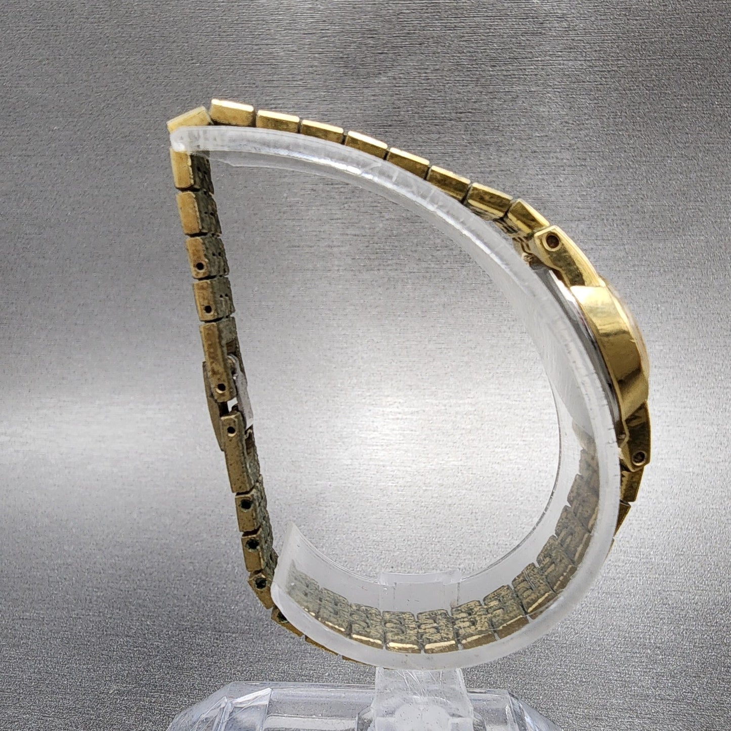 Seiko Watch Women 17mm Champange Dial Gold Tone Round 2C200209 New Battery8