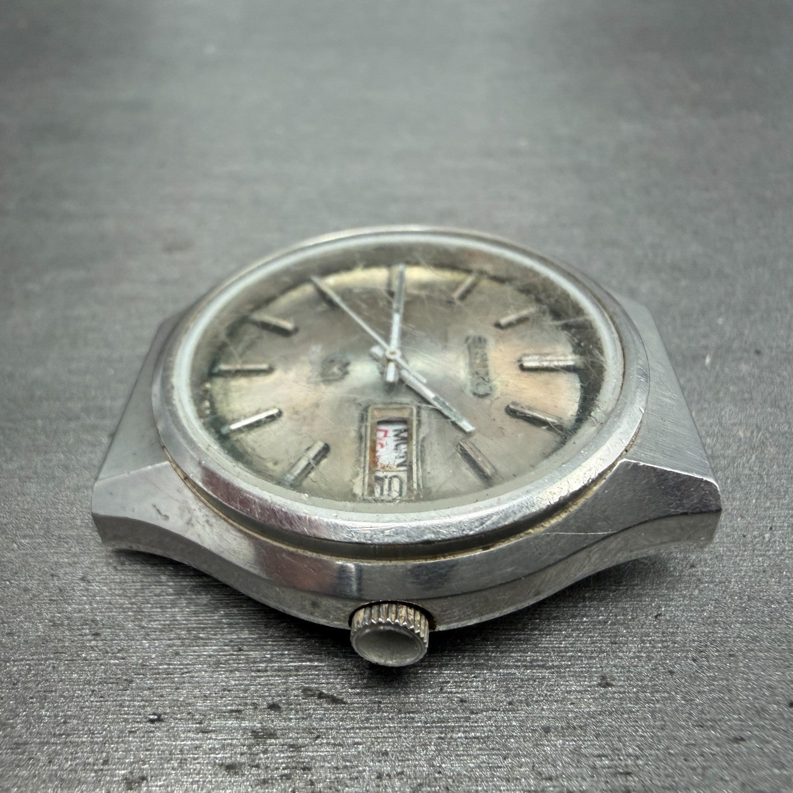 Seiko SQ Watch Men 36mm Silver Dial Silver Tone Daydate Round 0903-7019 PARTS6