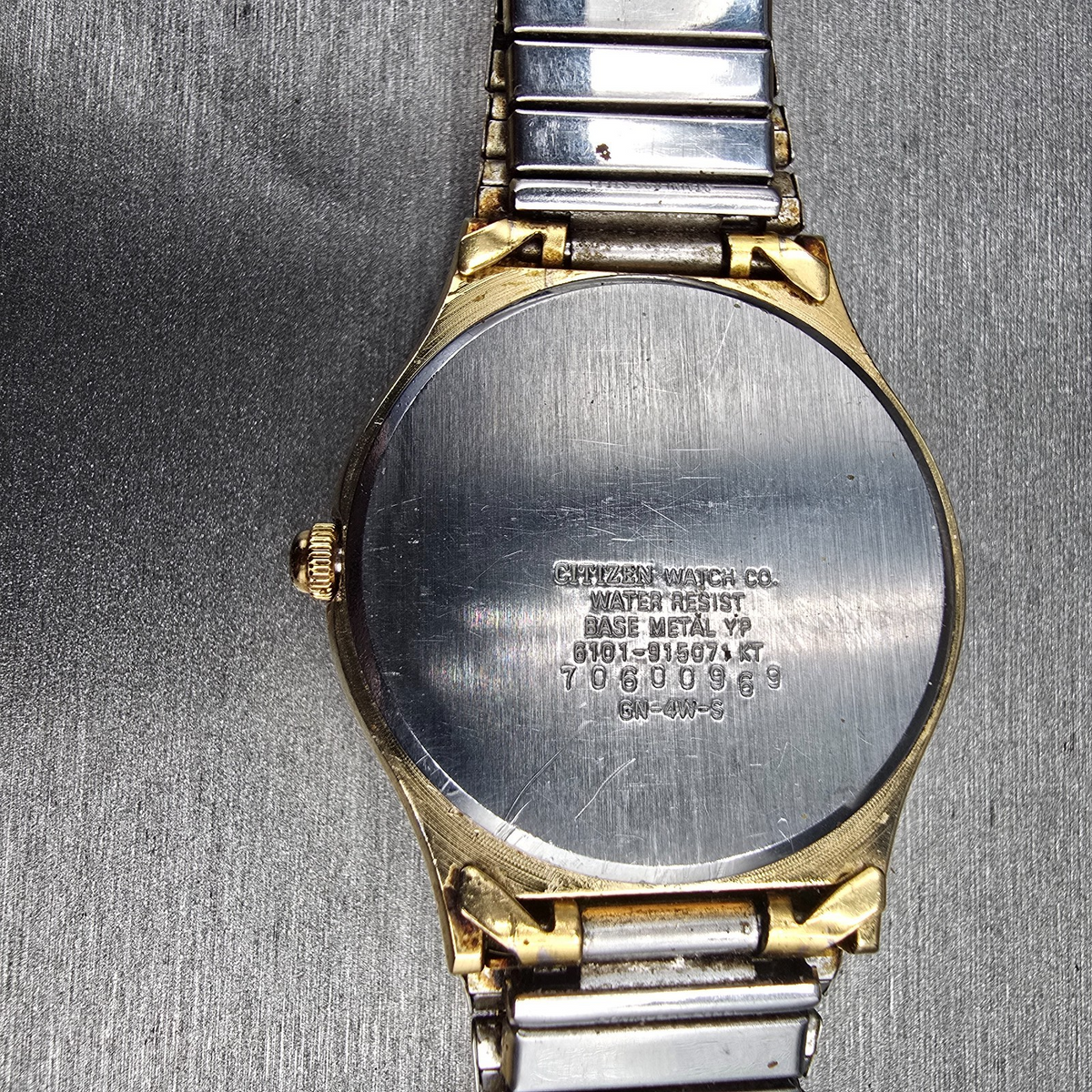 Citizen CQ Watch Men 35mm Champagne Dial Gold Tone Daydate 6101-915071 New Batt10