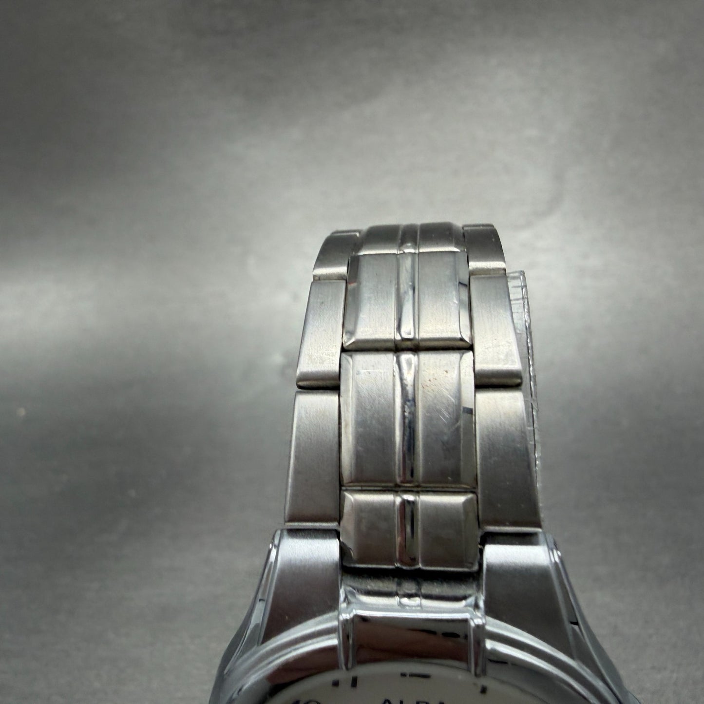 Seiko Alba Watch Men 35mm White Dial Silver Tone Round V501-0DP0 New Battery4