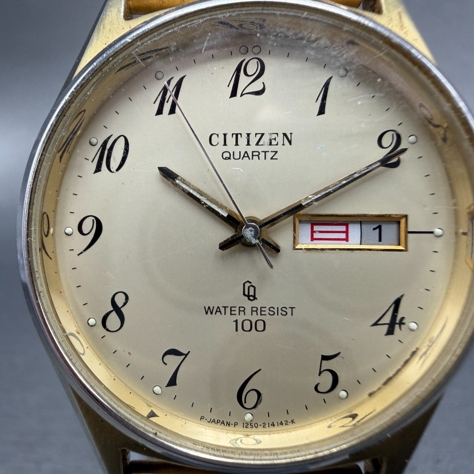 Citizen CQ Watch Men 36mm Champagne Dial Gold Tone Daydate 4-212088 PARTS VTG2