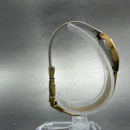 Seiko Watch Women 16mm Champagne Dial Gold Tone Vintage 1400-8359 New Battery8
