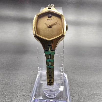 Seiko Watch Women 17mm Gold Dial Gold Tone Hexagon 1400-5319 New Battery Vintage5