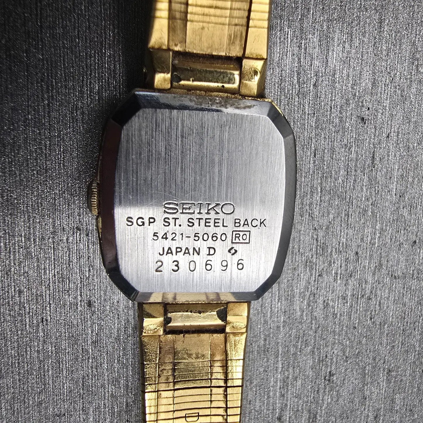 Seiko Watch Women 19mm Champagne Dial Gold Tone Rectangle 5421-5060 New Battery10