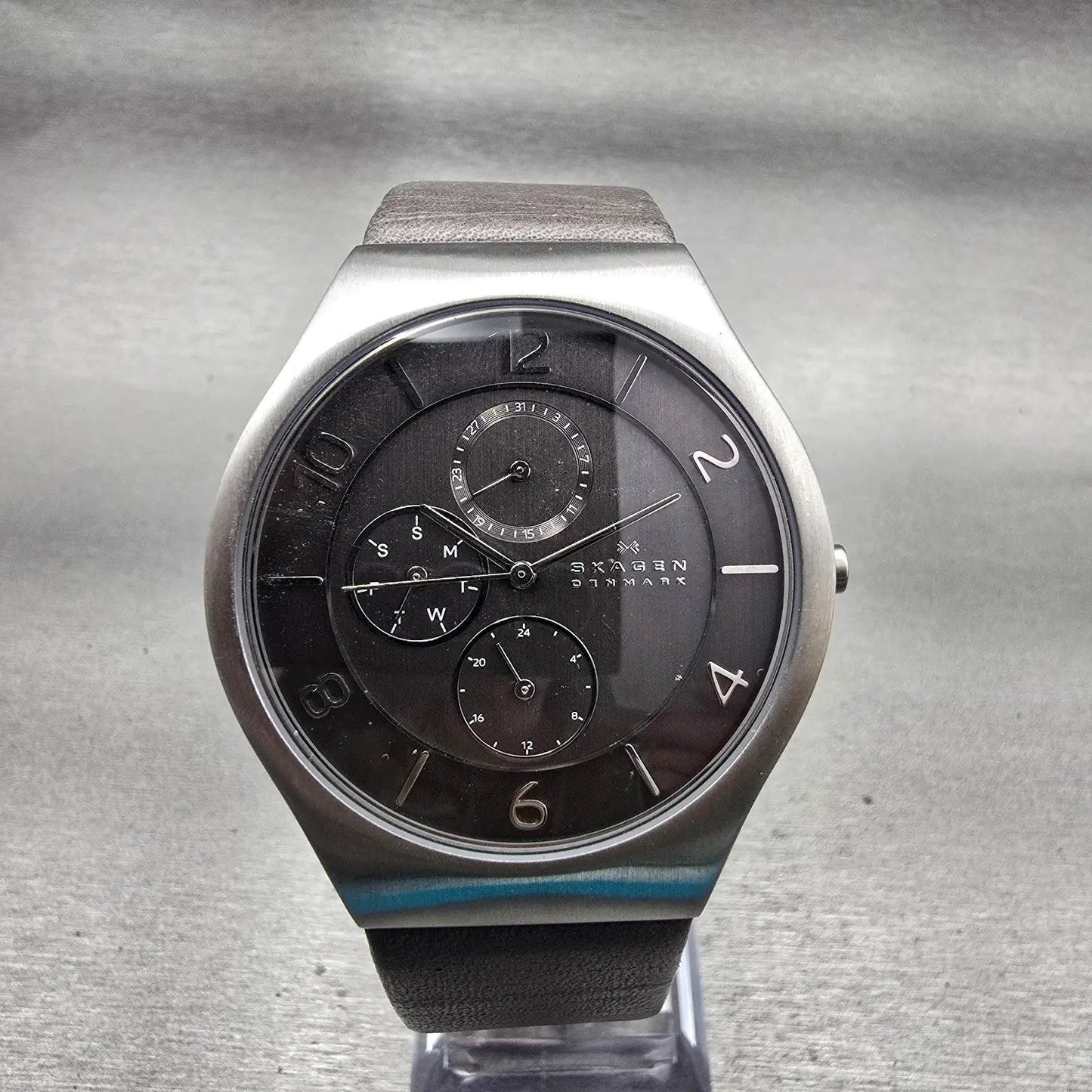 Skagen Watch Men 41mm Brown Dial Silver Tone Daydate Round SKW6116 New Battery0