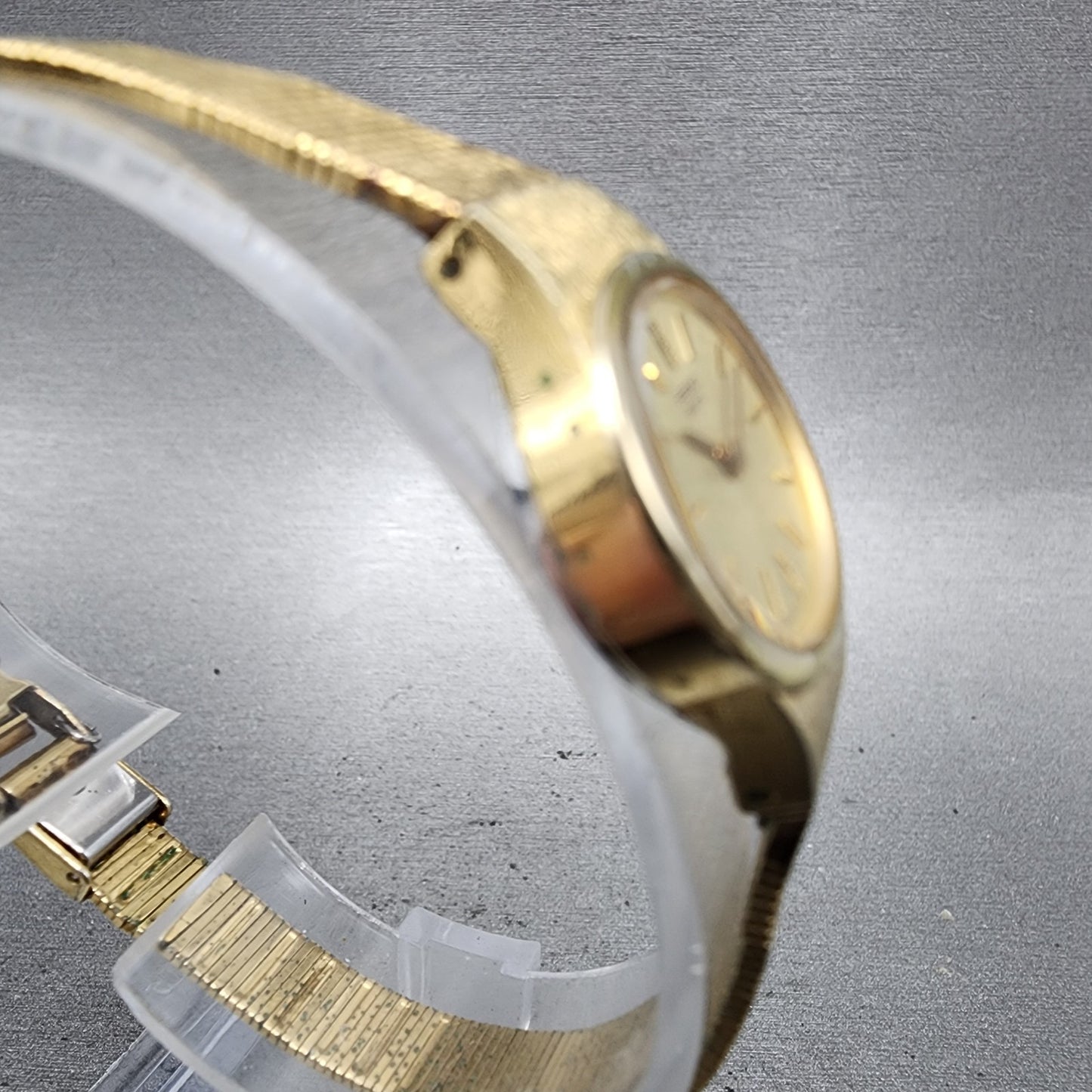 Seiko Watch Women 20mm Cream Dial Gold Tone Oval 23205439 New Battery3