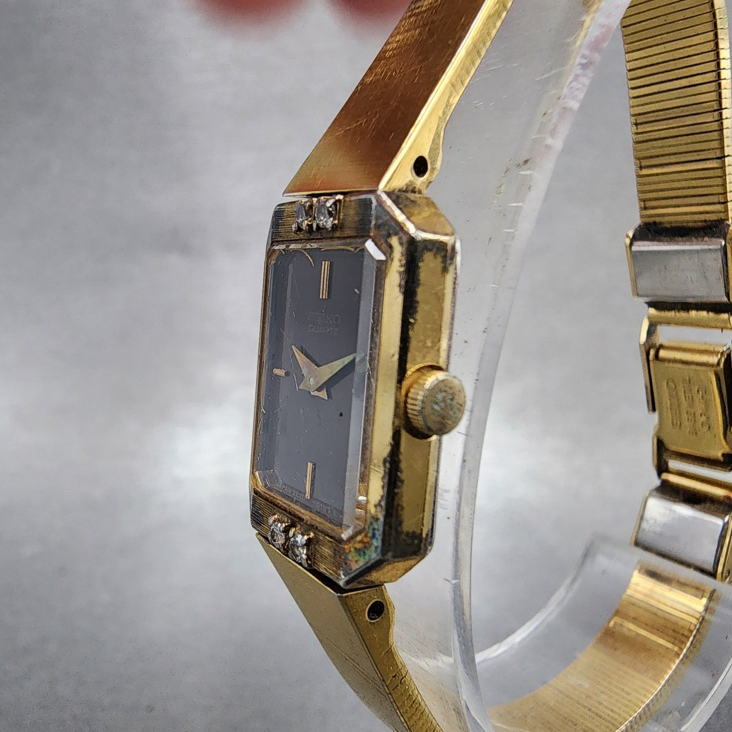 Seiko Tank Watch Women 14mm Brown Dial Gold Tone Rectangle 2e205099 New Battery2