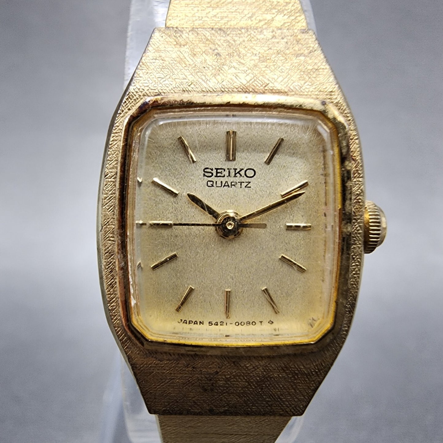 VTG Seiko Watch Women 17mm Champagne Dial Gold Tone Rectangle 54215029 New Batt1