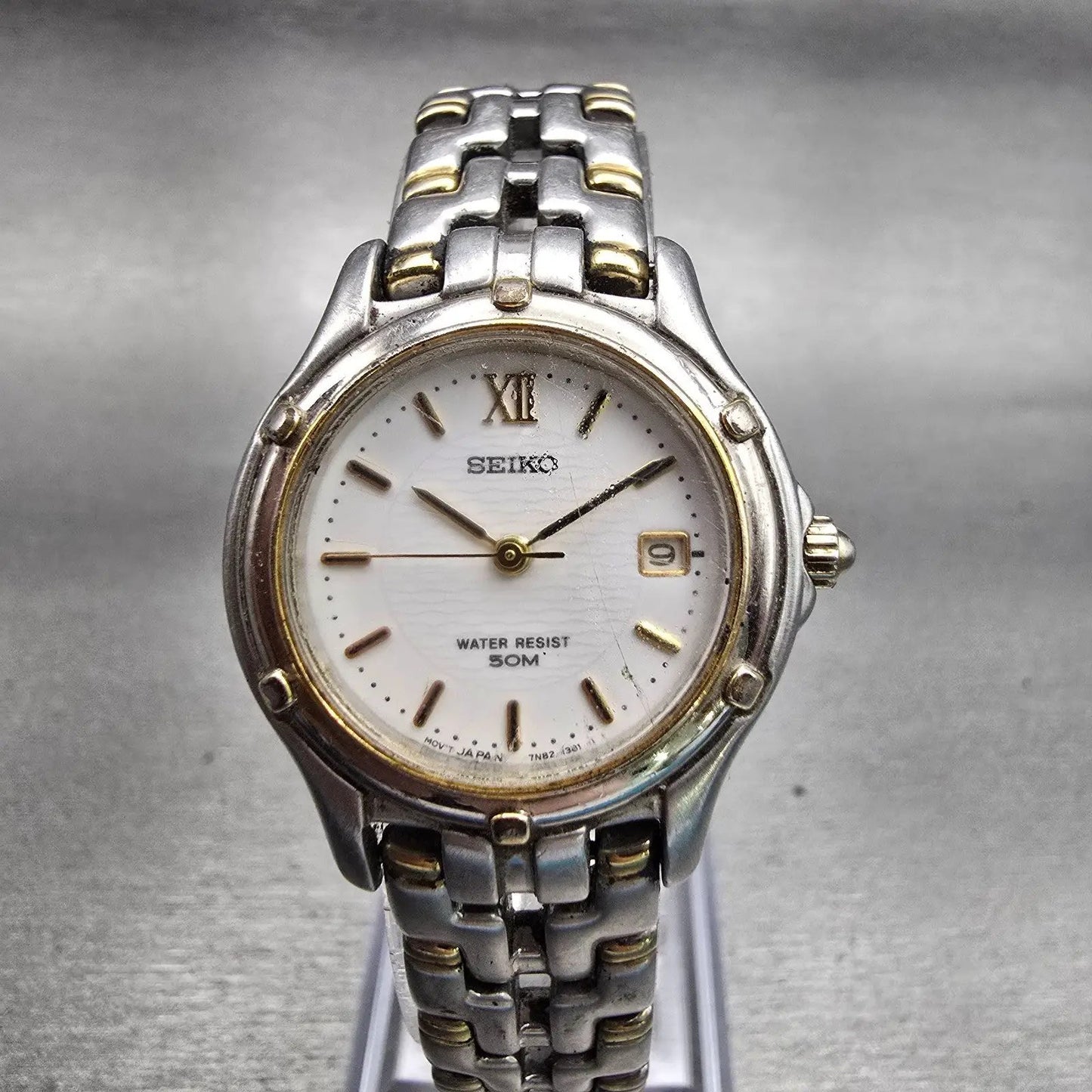 Seiko Watch Women 27mm White Dial Two Tone Date Round 7N82-0599 New Battery VTG0