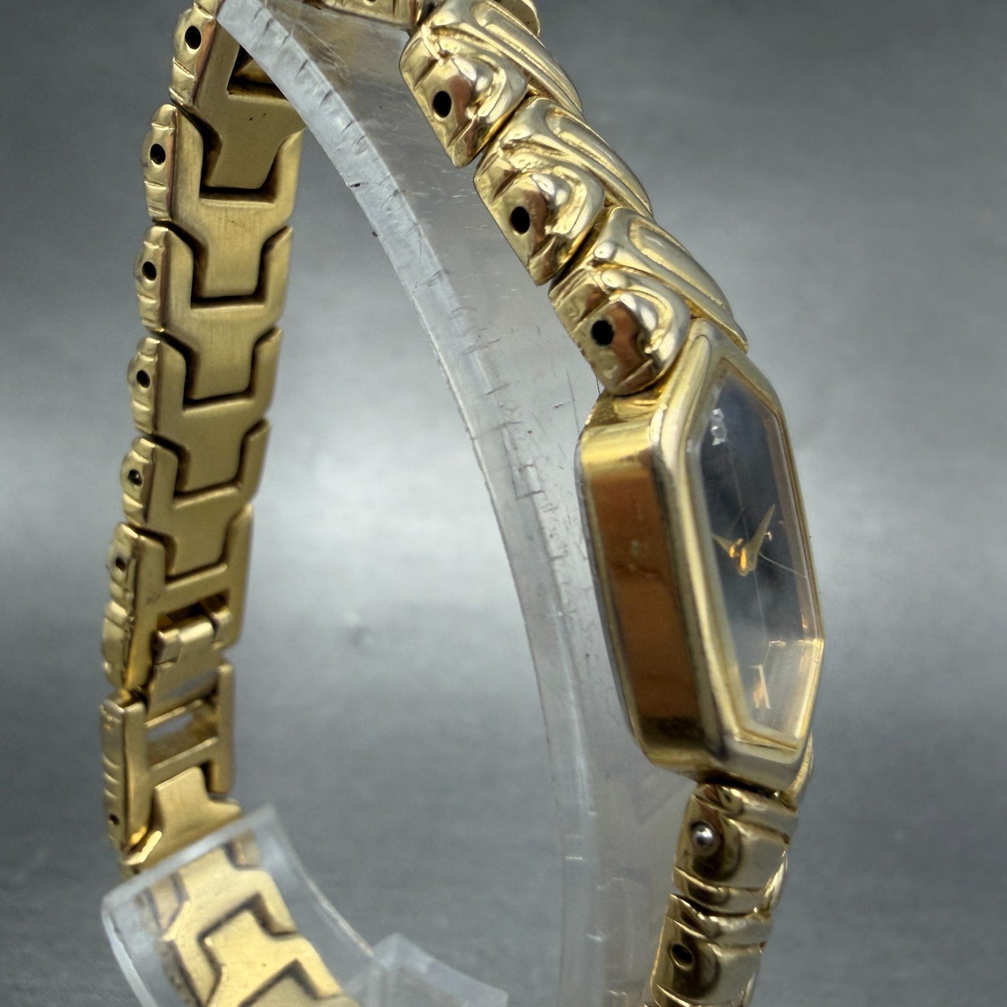 Citizen Elegance Watch Women 14mm Black Dial gold Tone 5421-F42627 New Battery3