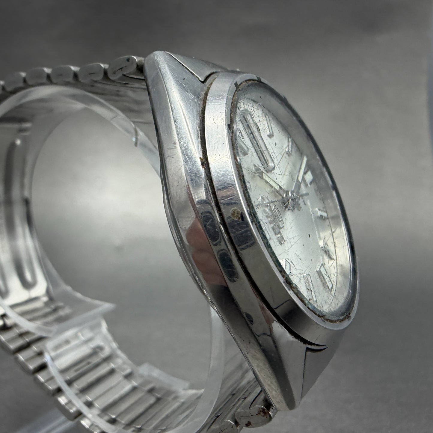 Seiko 5 Automatic Watch Men 37mm Silver Dial Silver Tone Daydate 7S26-3040 PARTS4