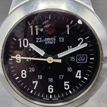 Victorinox Swiss Army Maverick Watch Men 42mm Black Dial Silver Tone Date Newbat1