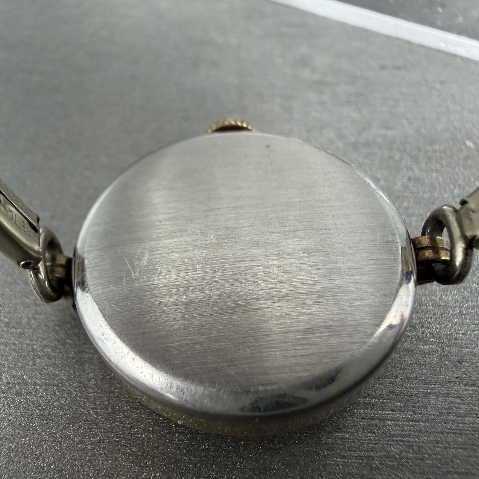 Gruen Watch Women 25mm White Dial Gold Tone Manual Wind Runs Vintage9