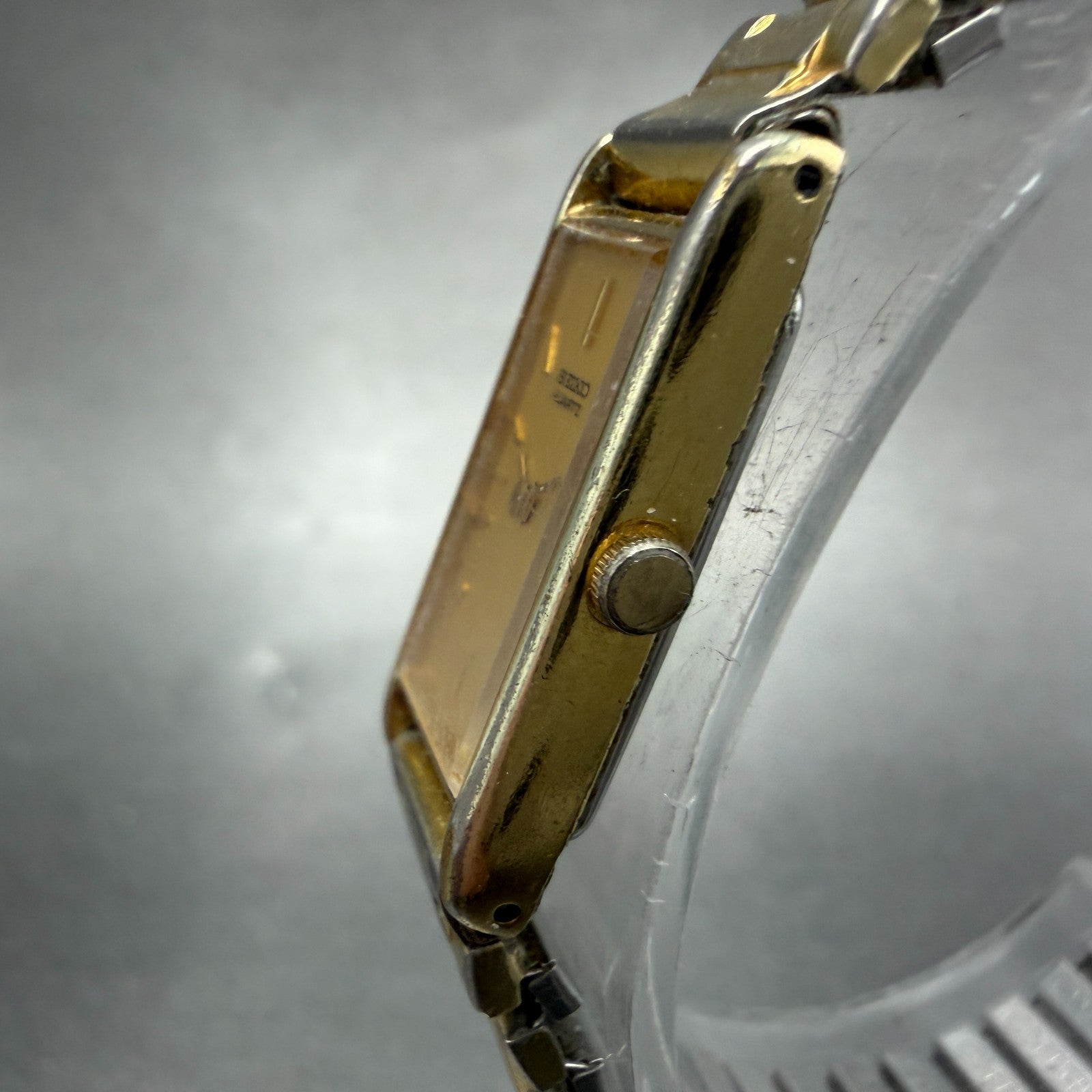 Seiko Tank Watch Women 12mm Champagne Dial Gold Tone 2E20-5239 New Battery GF42
