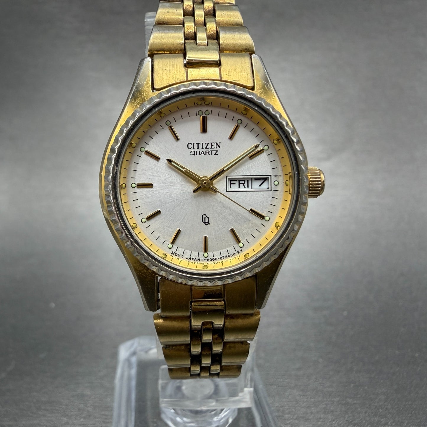 Citizen CQ Watch Women 26mm Silver Dial Gold Tone Daydate 6000-072952 NewBattery0