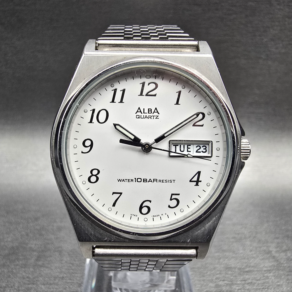 Seiko Alba Watch Men 34mm White Dial Silver Tone Daydate V743-8A10 New Battery H0