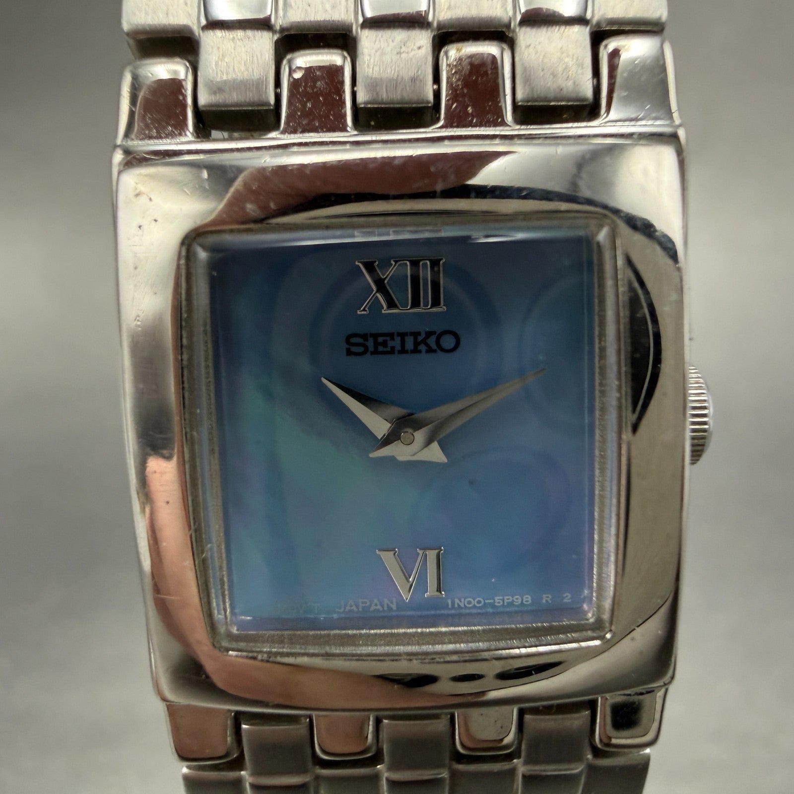 Seiko Tank Watch Women 19mm MOP Dial Silver Tone Square 1N00-5010 New Battery1