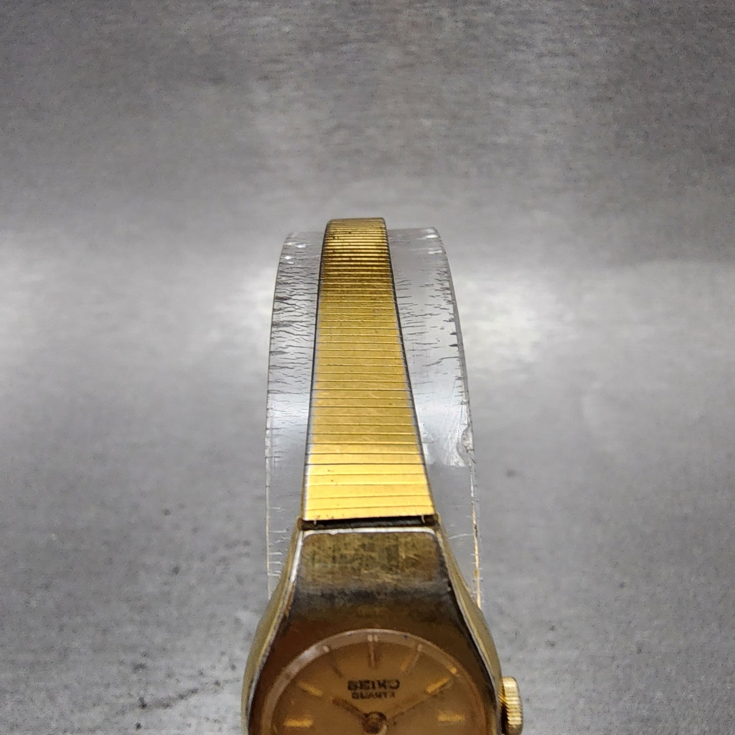 Seiko Watch Women 17mm Champagne Dial Gold Tone Round 73200209 New Battery4
